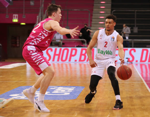 3年以来曼 3年以来曼