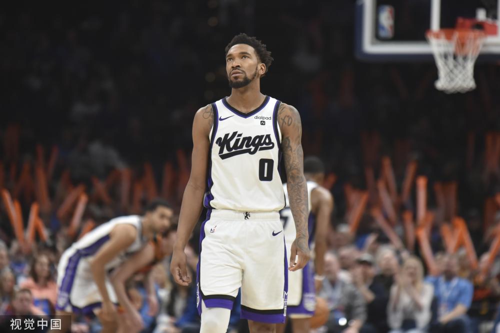 受媒体采访 受媒体采访