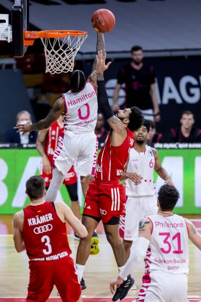 战中保持了 战中保持了