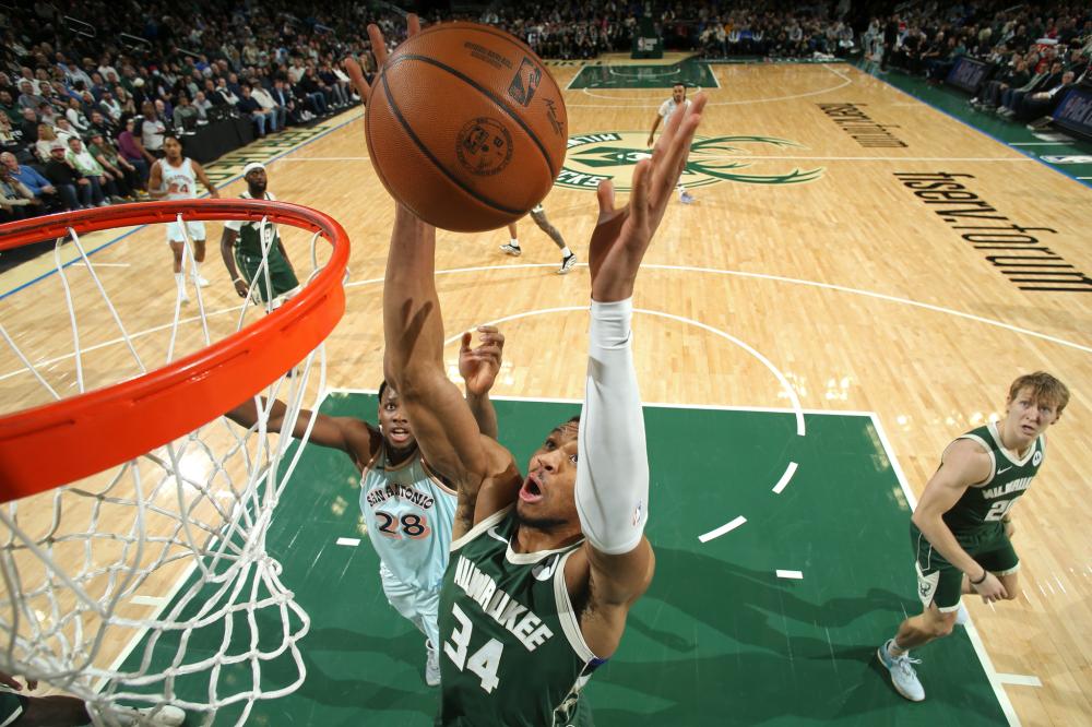 进攻乏力成 进攻乏力成